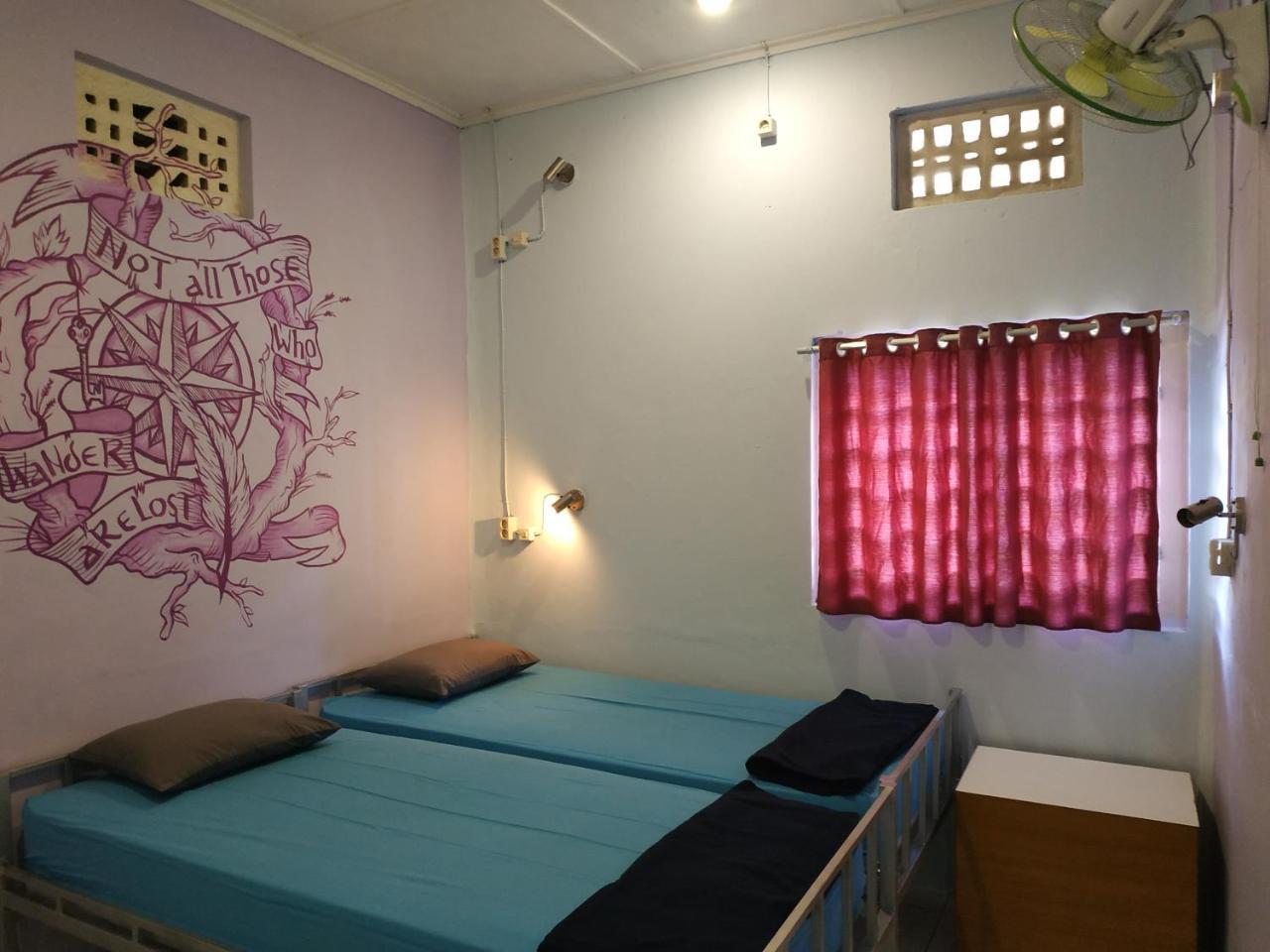 Hoz Bed & Breakfast Джокьякарта Экстерьер фото