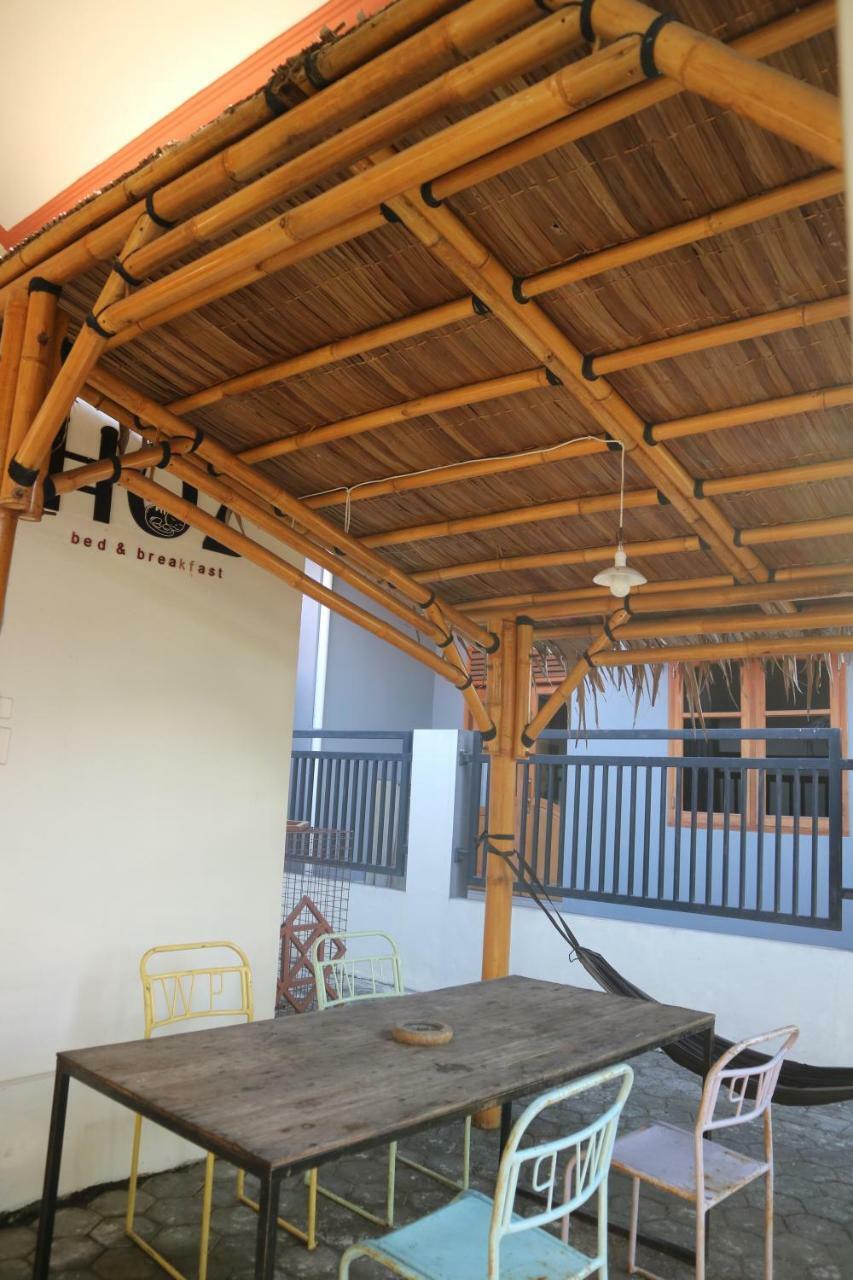 Hoz Bed & Breakfast Джокьякарта Экстерьер фото